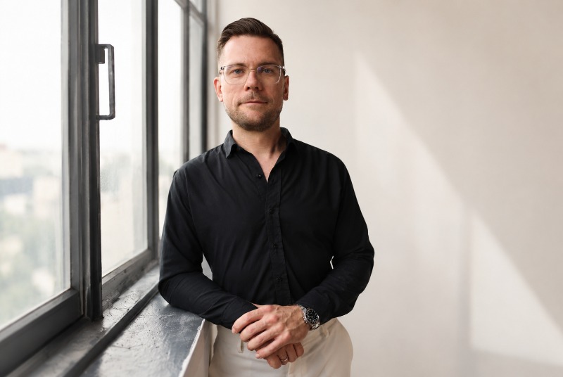 Poträt Dr. Robert Grünwald