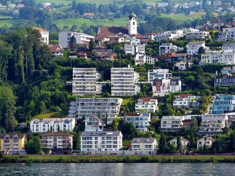 Zürichsee Wollerau Uferansicht